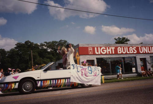 Download the full-sized image of Houston Gay Pride parade