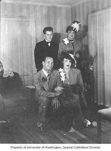 Download the full-sized image of Photo of wedding with best man, maid of honor, and bride in drag