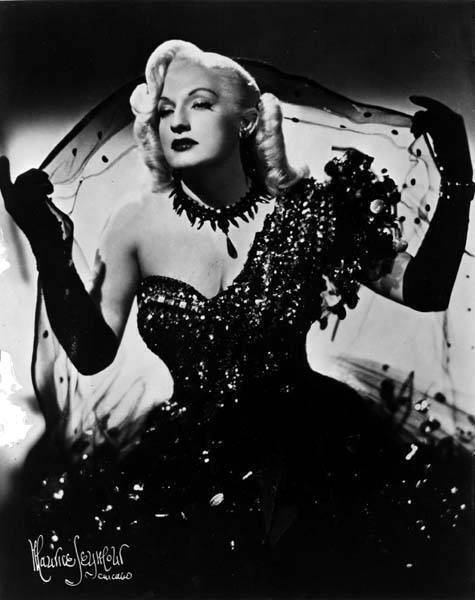 Download the full-sized image of Tony Midnite in black veil