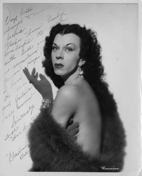 Download the full-sized image of Promotional photograph of Robin Raye