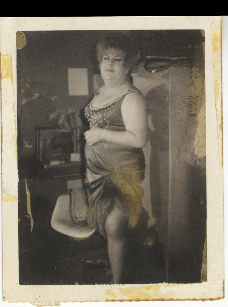 Download the full-sized image of Photo of Unknown Queen in Dressing Room