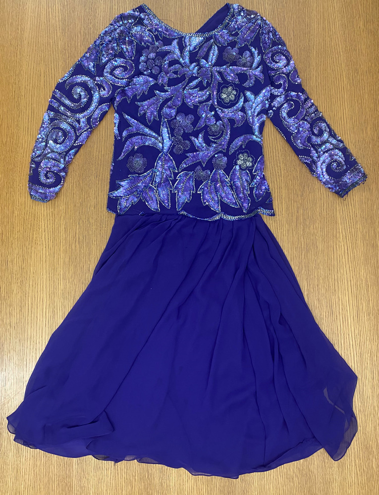 Download the full-sized PDF of Photo of Blue Beaded Dress