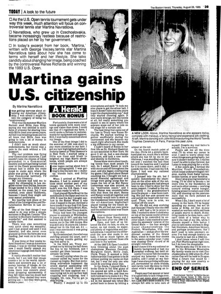 Download the full-sized image of Martina Gains U.S. Citizenship