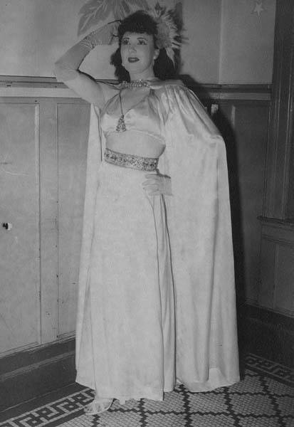 Download the full-sized image of Jackie Starr at the Garden of Allah in costume