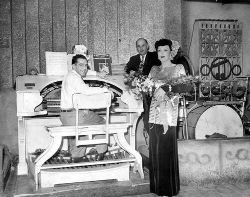 Download the full-sized image of Jackie Starr, Jimmy Baker and Earl Steves following Jackie's closing act