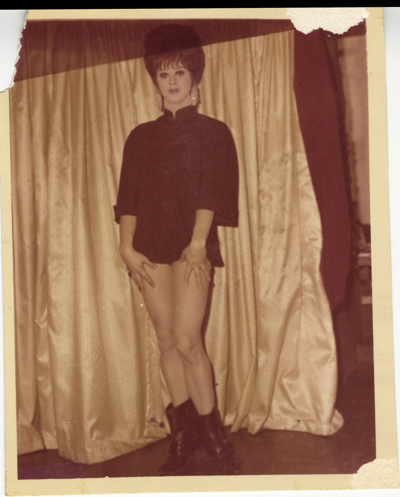 Download the full-sized image of Photo of Unknown Queen in Black Blouse